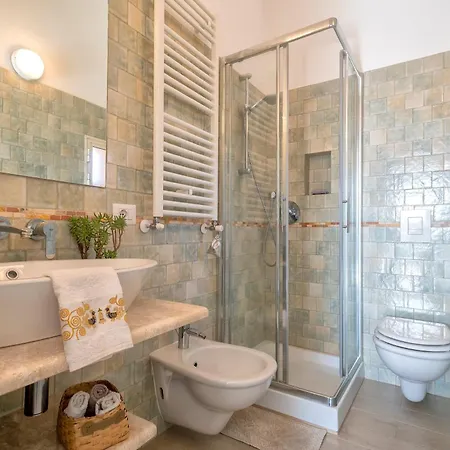 Sardinia Re - Liberty 13 * Sassari